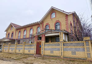 Дом 697м², 2-этажный, участок 10 сот.