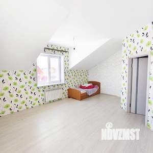 Дом 115м², 2-этажный, участок 15 сот.