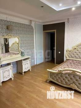 Дом 374м², 2-этажный, участок 25 сот.