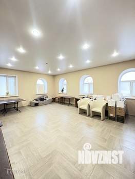 Дом 697м², 2-этажный, участок 10 сот.