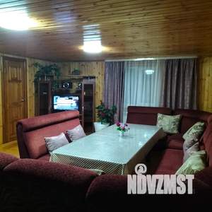 Дом 100м², 2-этажный, посуточно, 