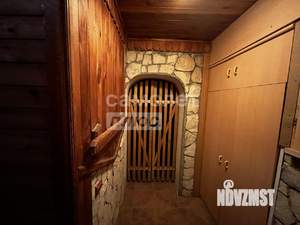 Дом 302м², 2-этажный, участок 8 сот.  