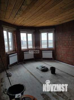 Коттедж 170м², 2-этажный, участок 10 сот.  