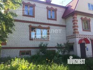 Дом 362м², 3-этажный, участок 4 сот.  