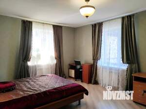 Дом 190м², 2-этажный, участок 6 сот.  
