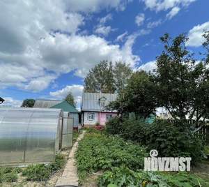 Дом 50м², 2-этажный, участок 5 сот.  