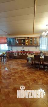 Дом 437м², 3-этажный, участок 7 сот.  