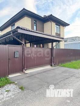 Дом 235м², 3-этажный, участок 6 сот.  