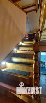 Дом 437м², 3-этажный, участок 7 сот.  