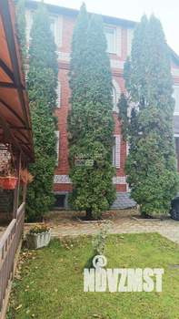 Коттедж 388м², 3-этажный, участок 16 сот.  