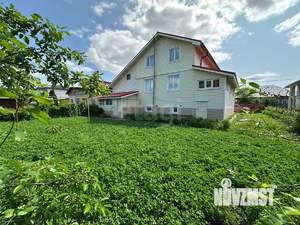 Дом 208м², 2-этажный, участок 6 сот.  