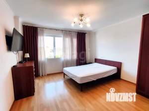 Дом 195м², 2-этажный, участок 10 сот.  