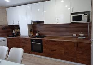 Дом 297м², 2-этажный, участок 8 сот.  