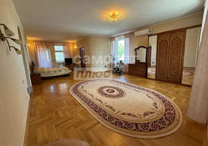 Дом 300м², 2-этажный, участок 30 сот.  