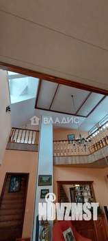 Дом 437м², 3-этажный, участок 7 сот.  