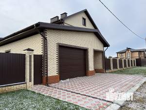 Коттедж 285м², 2-этажный, участок 15 сот.  