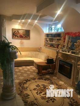 Дом 170м², 2-этажный, участок 10 сот.  