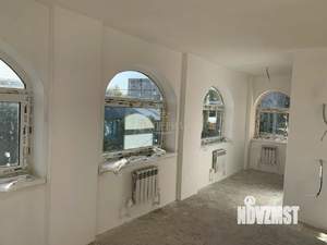 Дом 495м², 2-этажный, участок 10 сот.  