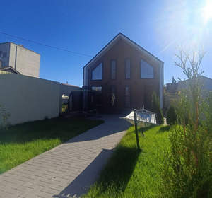 Дом 120м², 2-этажный, участок 6 сот.  