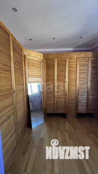 Дом 470м², 2-этажный, участок 7 сот.  