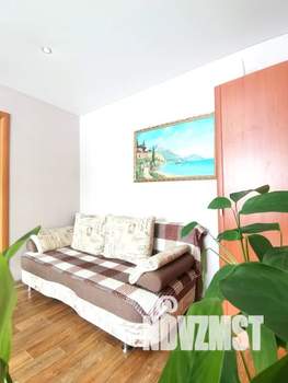 1-к квартира, посуточно, 37м2, 3/10 этаж