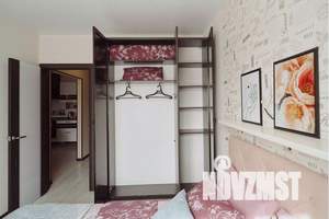 2-к квартира, посуточно, 42м2, 8/9 этаж