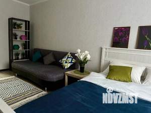 1-к квартира, посуточно, 40м2, 1/1 этаж