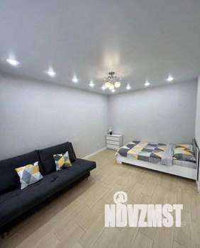 1-к квартира, посуточно, 36м2, 1/1 этаж