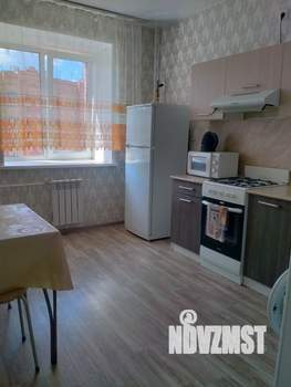 1-к квартира, посуточно, 38м2, 6/9 этаж