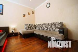 1-к квартира, посуточно, 38м2, 3/5 этаж
