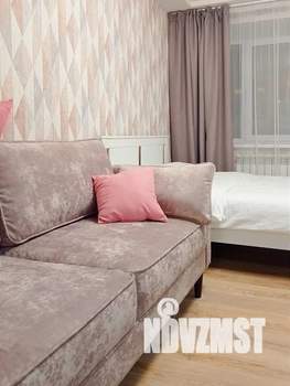 Студия квартира, посуточно, 32м2, 2/9 этаж