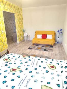 1-к квартира, посуточно, 37м2, 1/9 этаж