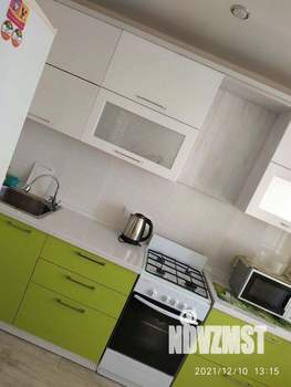 1-к квартира, посуточно, 43м2, 4/10 этаж