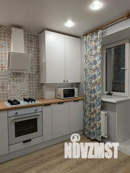1-к квартира, посуточно, 42м2, 3/9 этаж