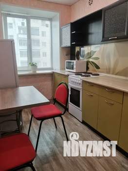 1-к квартира, посуточно, 40м2, 6/9 этаж