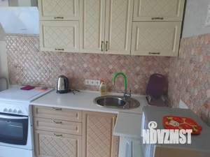 1-к квартира, посуточно, 40м2, 6/10 этаж