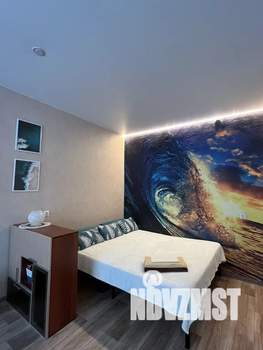 Студия квартира, посуточно, 32м2, 1/4 этаж