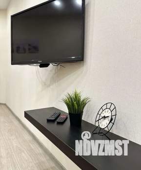 1-к квартира, посуточно, 37м2, 4/9 этаж