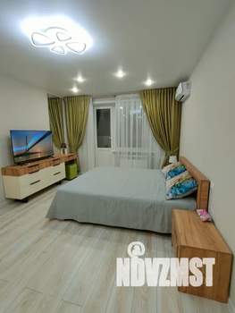 1-к квартира, посуточно, 41м2, 10/10 этаж