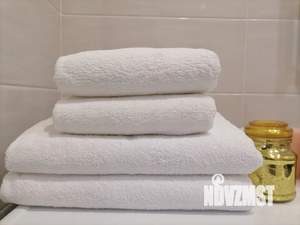 Студия квартира, посуточно, 40м2, 1/5 этаж