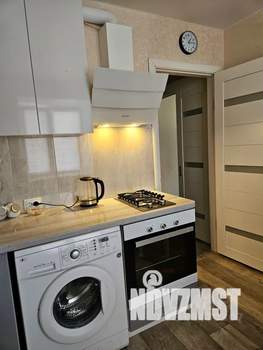 1-к квартира, посуточно, 38м2, 1/9 этаж