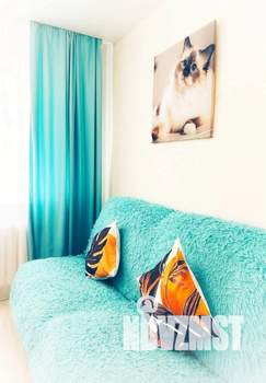 2-к квартира, посуточно, 42м2, 1/1 этаж