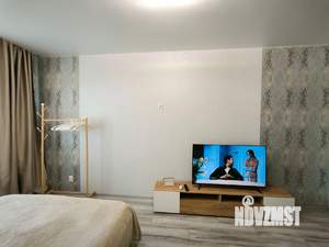 1-к квартира, посуточно, 42м2, 6/9 этаж