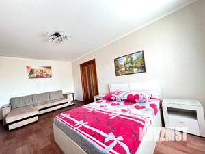 1-к квартира, посуточно, 45м2, 4/10 этаж