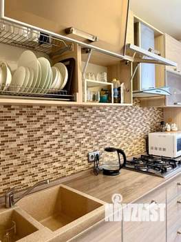 3-к квартира, посуточно, 56м2, 1/1 этаж