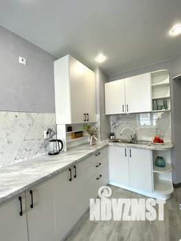 1-к квартира, посуточно, 40м2, 6/10 этаж