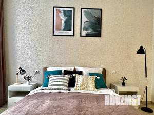 Студия квартира, посуточно, 55м2, 1/4 этаж