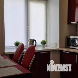 2-к квартира, посуточно, 45м2, 2/4 этаж