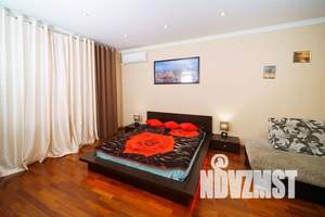 1-к квартира, посуточно, 38м2, 3/5 этаж