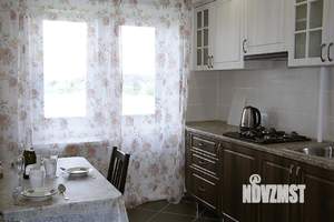 3-к квартира, посуточно, 80м2, 1/1 этаж